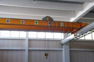 沖縄地域専用：「故障かな？」と思ったら読む、天井クレーン・ホイスト　　　　　　　　　　　　　　　トラブル解決ガイド